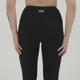 Essentials Leggings w/ Pockets - Onyx